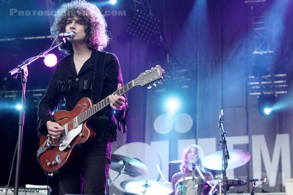 TEMPLES - 2015-06-23 - PARIS - Place de la Republique - James Edward Bagshaw - Sam Toms